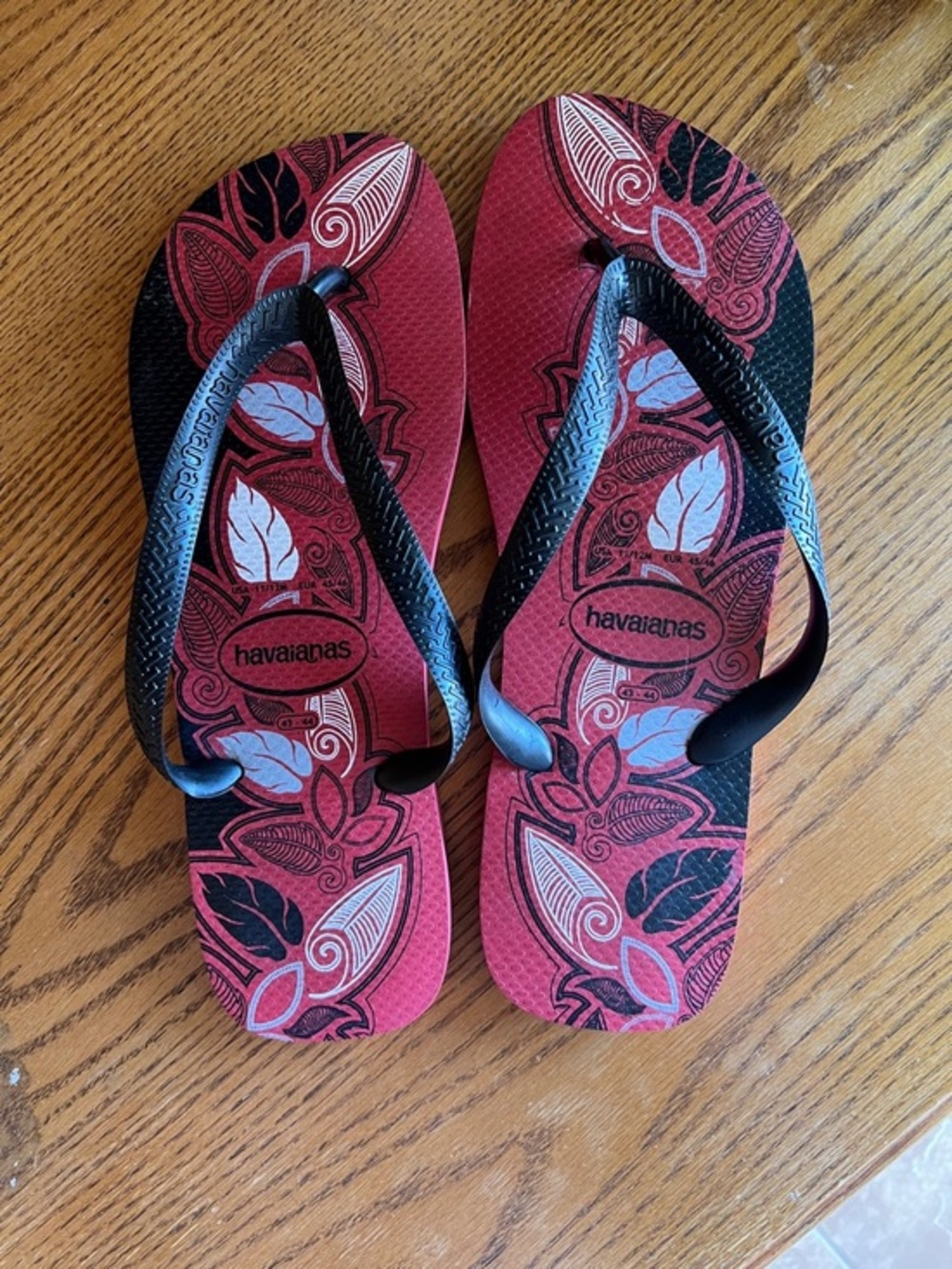 Havaianas‎ Mens Red Black Tropical Leaf Print Flip Flops Sandals Size 11/12
